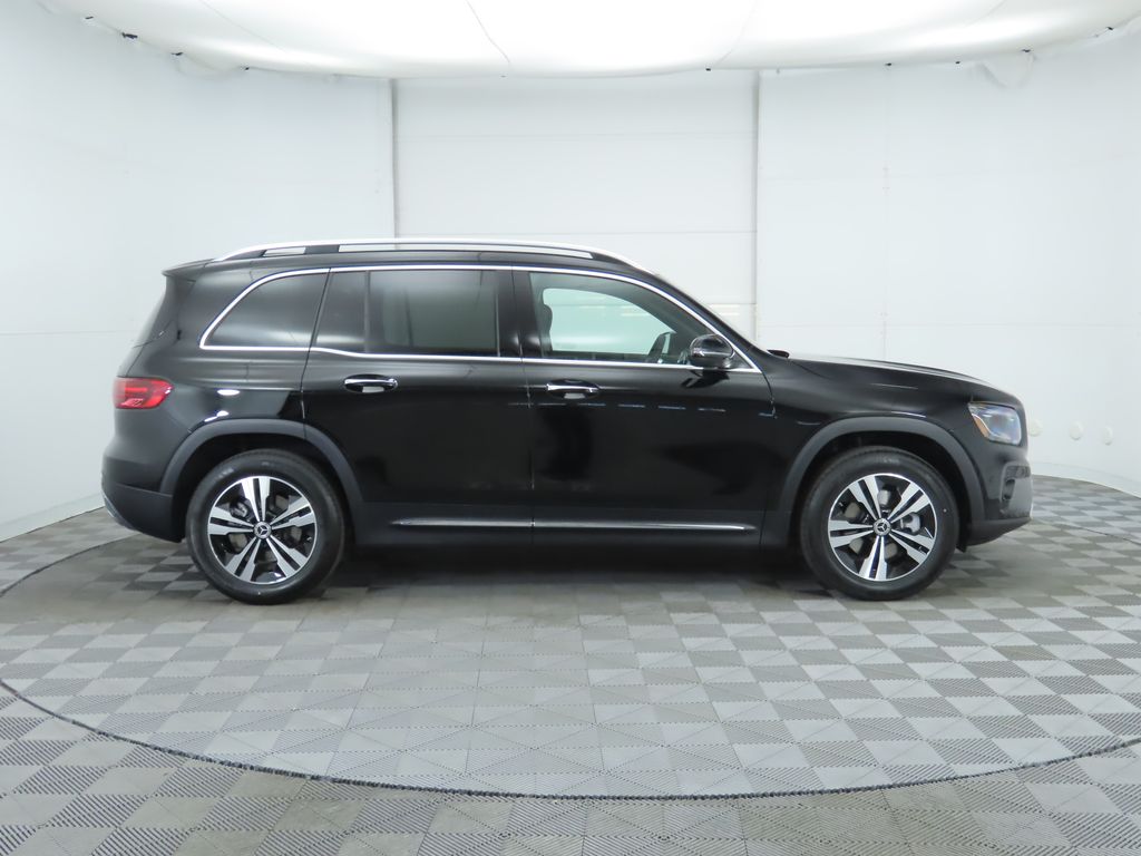 Thumbnail: 2025 Mercedes-Benz GLB - 4