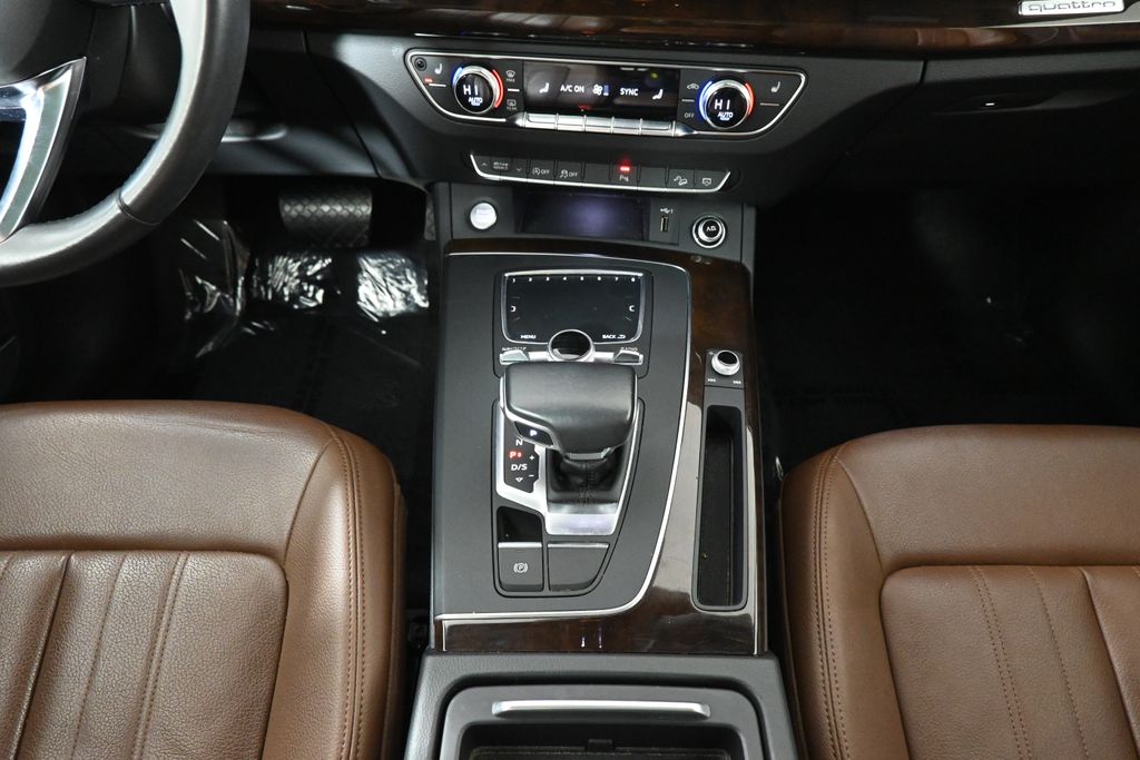 Thumbnail: 2018 Audi Q5 - 24