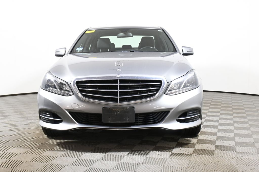 Thumbnail: 2014 Mercedes-Benz E-Class - 10