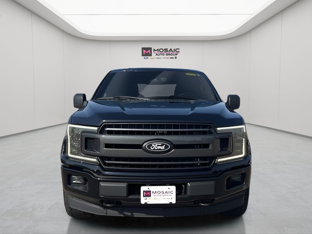 2020 Ford F-150 XLT photo 2