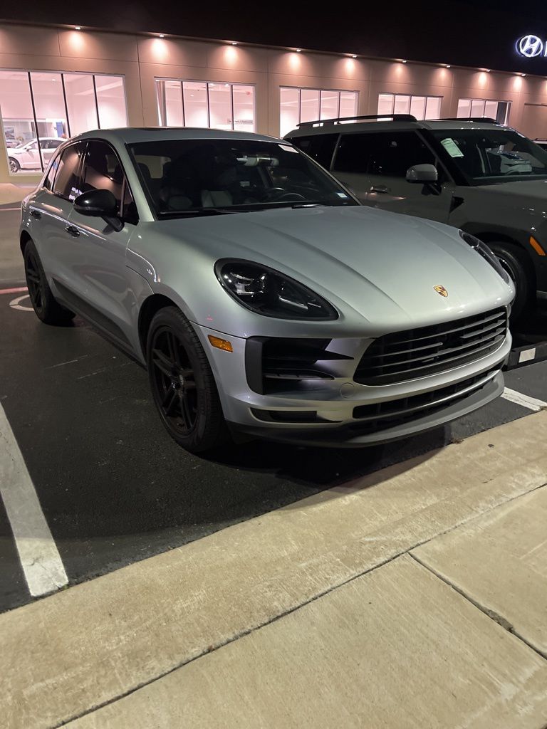 Thumbnail: 2019 Porsche Macan - 3