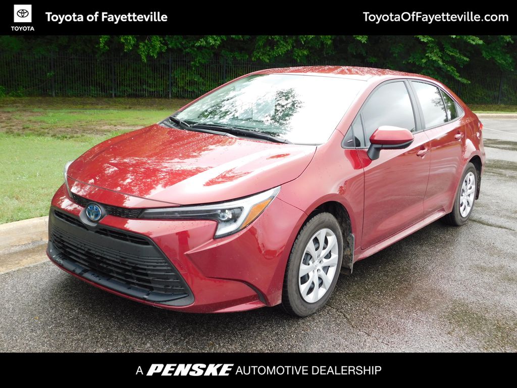 2025 Toyota Corolla LE Hero Image