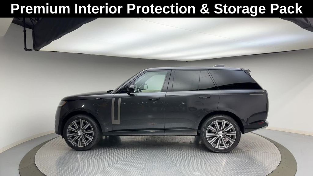 Thumbnail: 2023 Land Rover Range Rover - 7