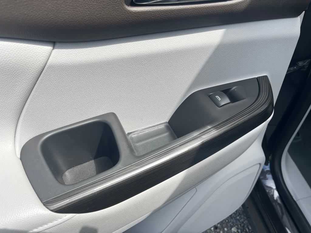 2019 Iridium Metallic GMC Acadia SLT-2 AWD SUV
