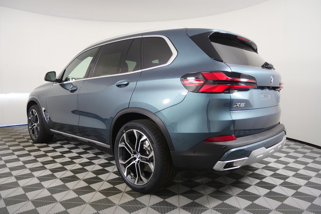 Thumbnail: 2026 BMW X5 - 5
