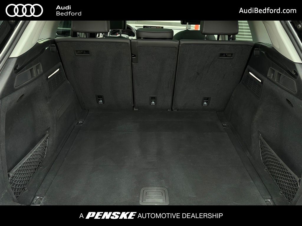 Thumbnail: 2023 Audi Q5 - 10