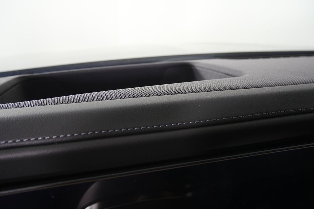 Thumbnail: 2026 BMW i7 - 20