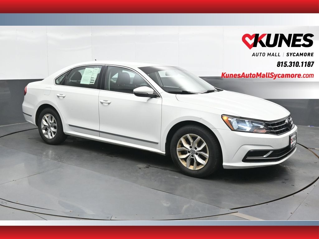Pure White 2016 Volkswagen Passat Sedan Front-Wheel Drive 6-Speed Automatic