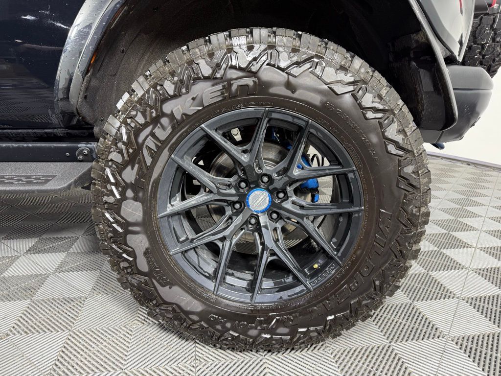 Thumbnail: 2024 Ford Bronco - 9