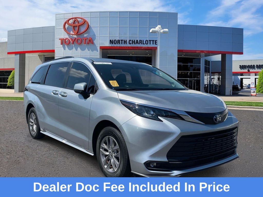 Celestial Silver Metallic 2025 Toyota Sienna Minivan Front-Wheel Drive Continuously Variable Transmission