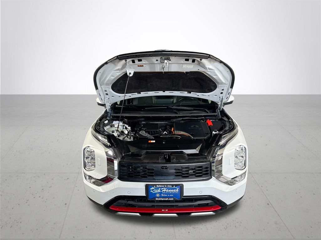 2024 Mitsubishi Outlander PHEV SE Ralliart