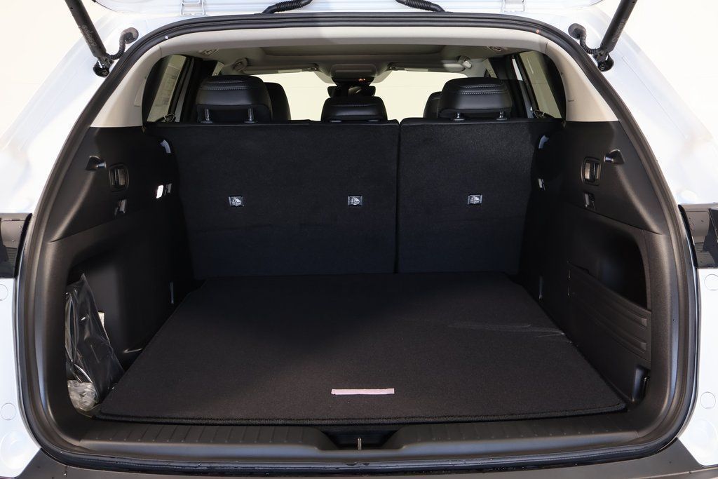 Thumbnail: 2026 Mazda CX-50 - 8