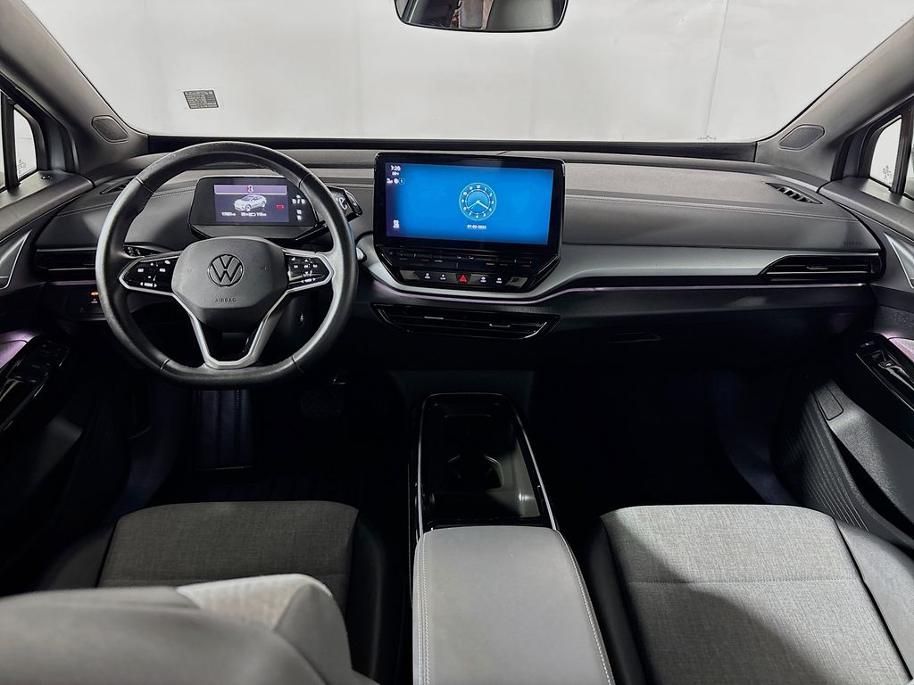 2023 Volkswagen ID.4 Pro