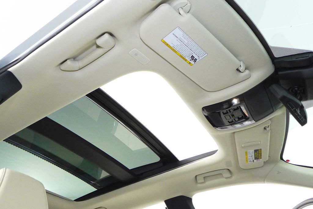 Thumbnail: 2023 Lexus RX - 18