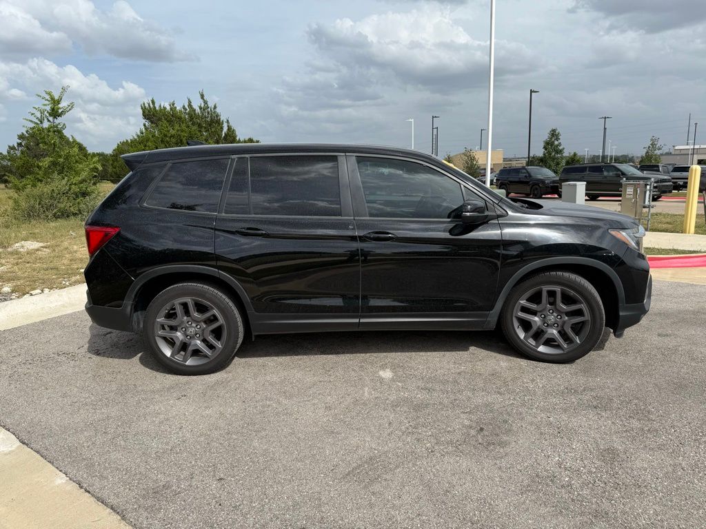 Thumbnail: 2022 Honda Passport - 4