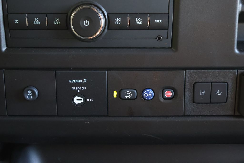 Thumbnail: 2024 Chevrolet Express - 20