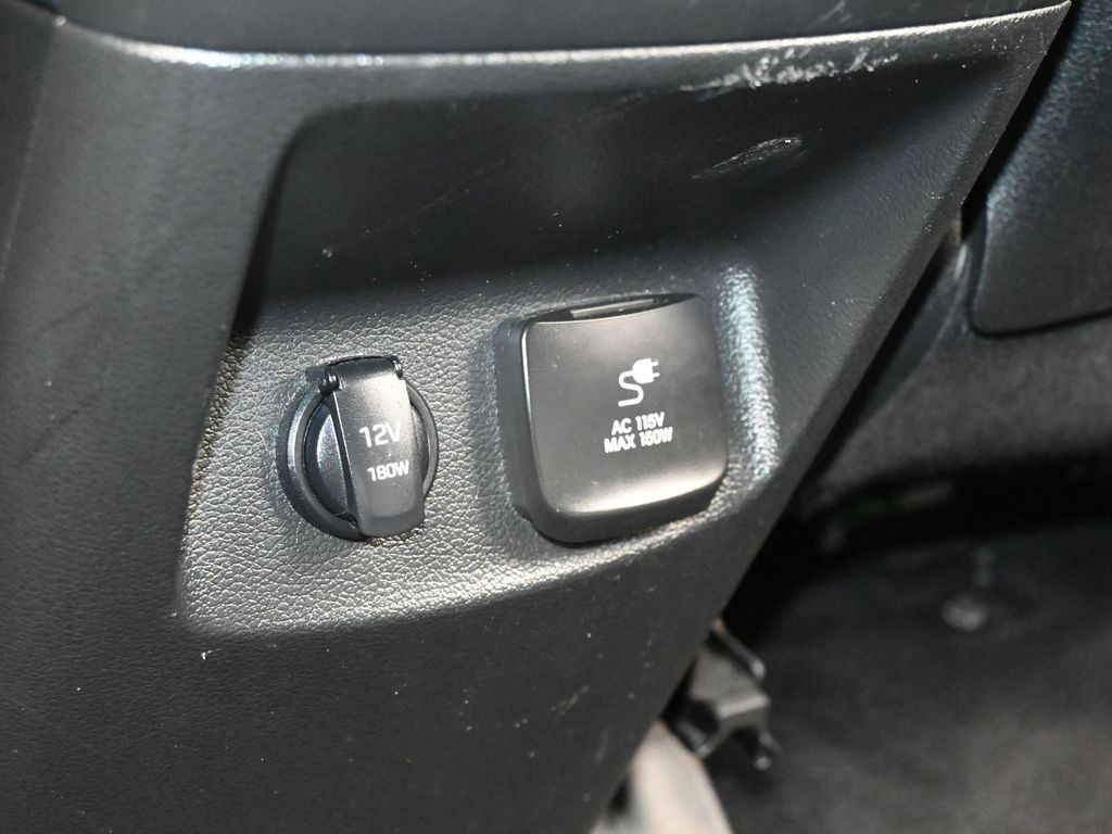 Used 2021 Hyper White Hyundai Limited image 45