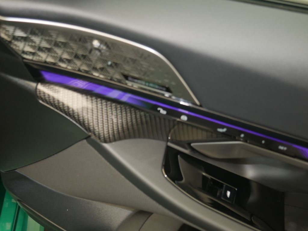 Thumbnail: 2026 BMW M5 - 24