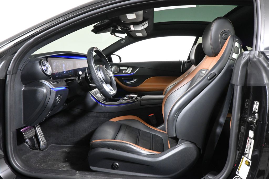 Thumbnail: 2019 Mercedes-Benz E-Class - 3