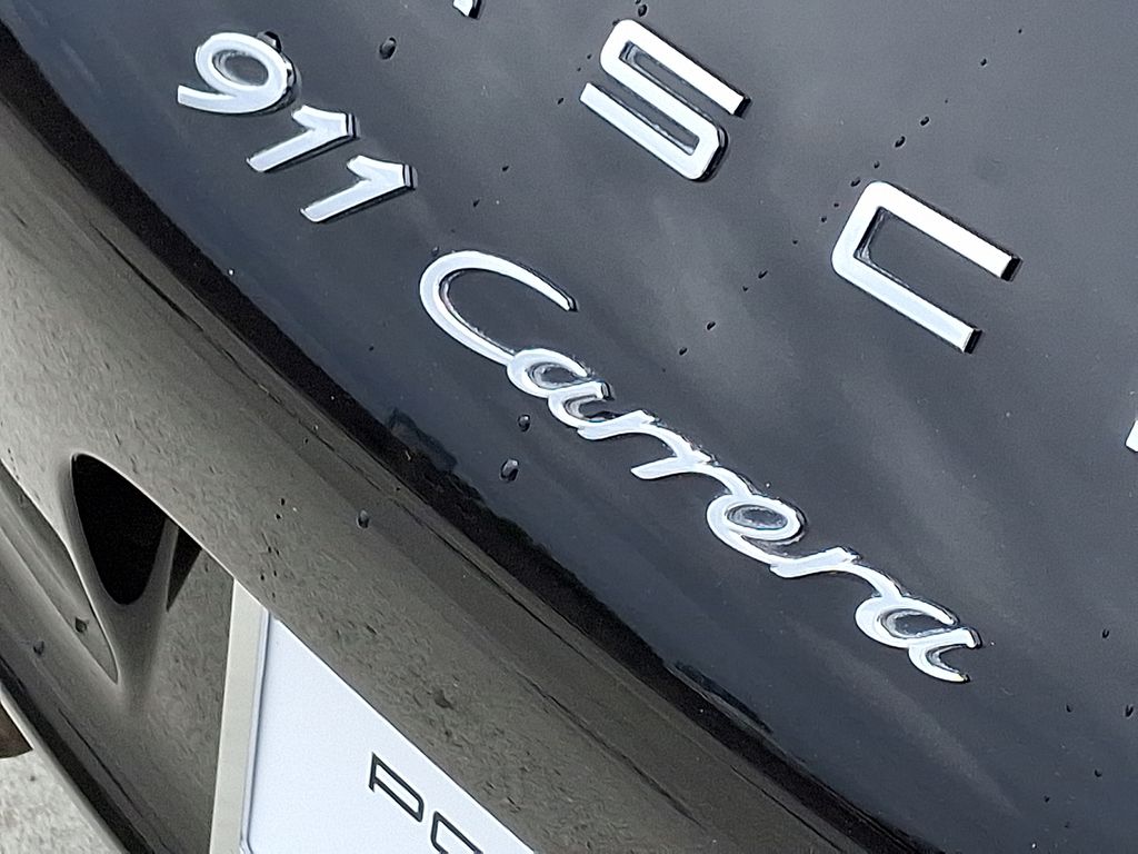Thumbnail: 2012 Porsche 911 - 28