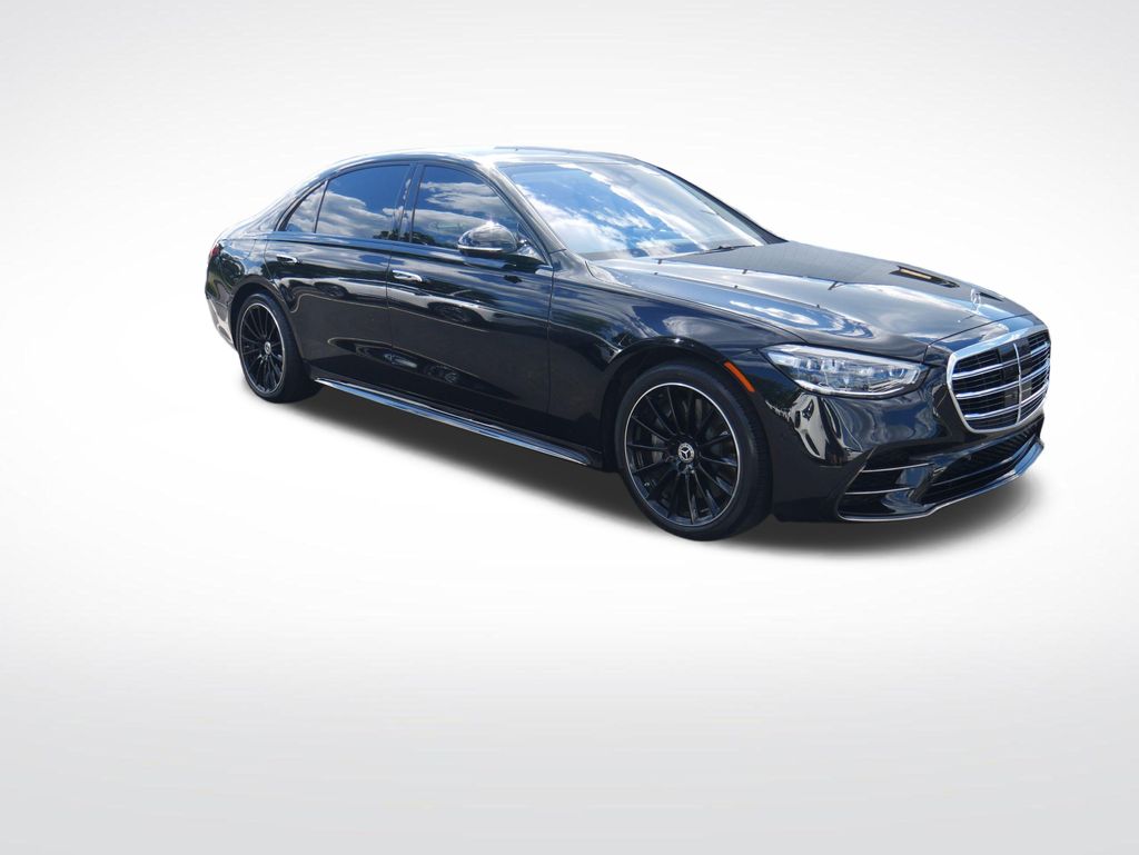 Thumbnail: 2025 Mercedes-Benz S-Class - 10
