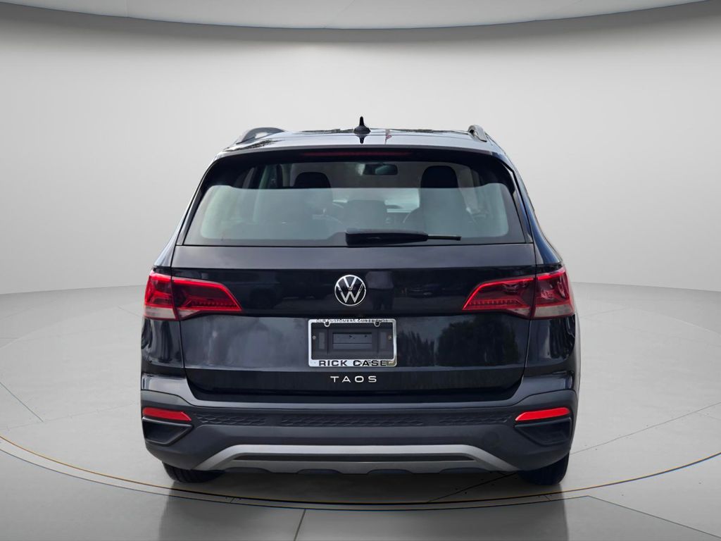 2022 Volkswagen Taos - $16,500