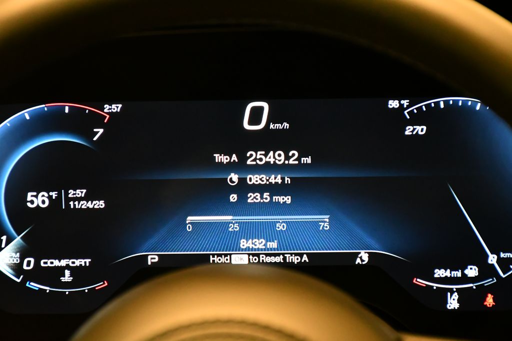 Thumbnail: 2024 Maserati Grecale - 25