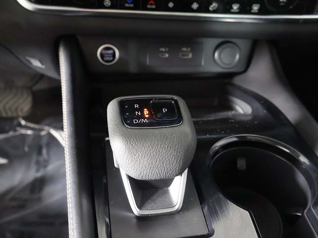 Used 2023 Black Nissan SL image 49