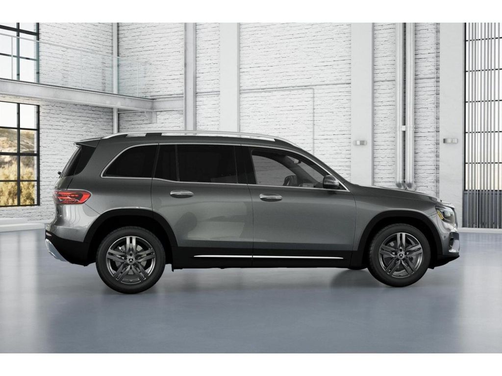 2025 Mercedes Benz GLB 250 4MATIC photo 17
