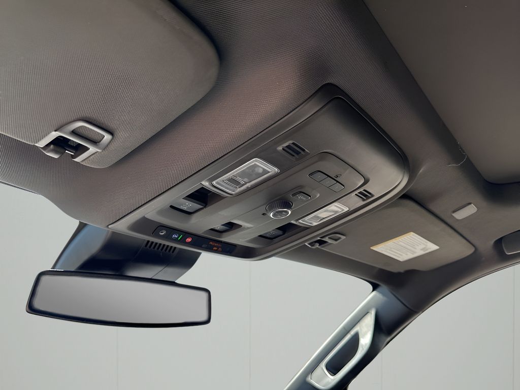 Used Car 2023 Gmc Yukon Xl  Slt For Sale Under $50,000 In Austin, Texas