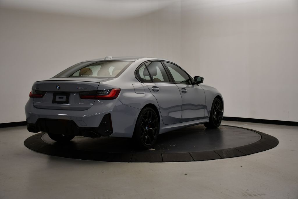 Thumbnail: 2025 BMW 3 Series - 5