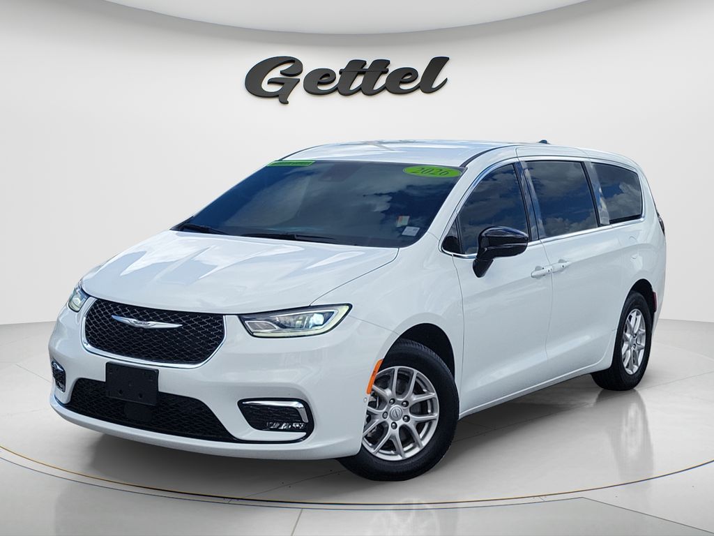 Bright White Clearcoat 2026 Chrysler Pacifica Minivan Front-Wheel Drive 9-Speed Automatic