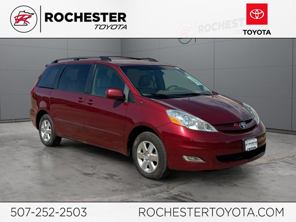 Salsa Red Pearl 2010 Toyota Sienna Minivan Front-Wheel Drive 5-Speed Automatic Overdrive