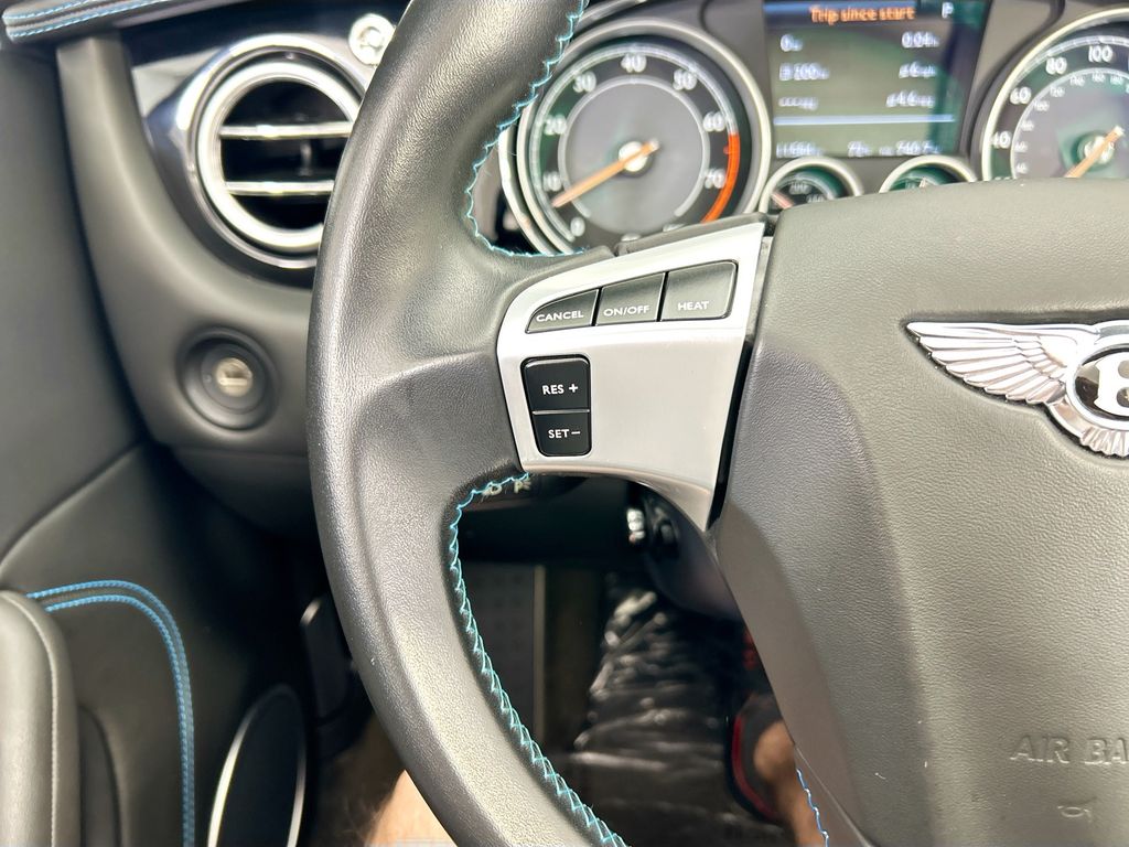 Thumbnail: 2014 Bentley Continental - 19