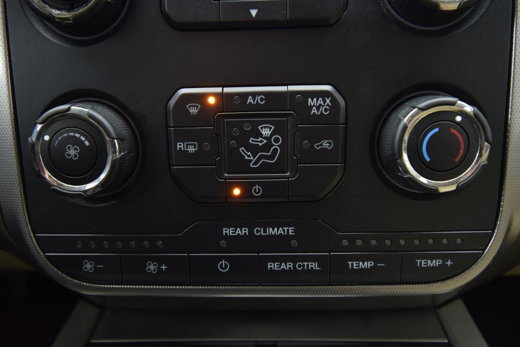 used 2015 Ford Expedition car, priced at $12,000