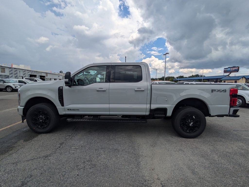 2026 Ford F-350 Super Duty XLT
