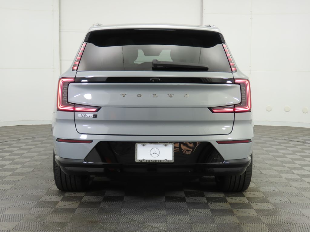 2025 Volvo EX90  6