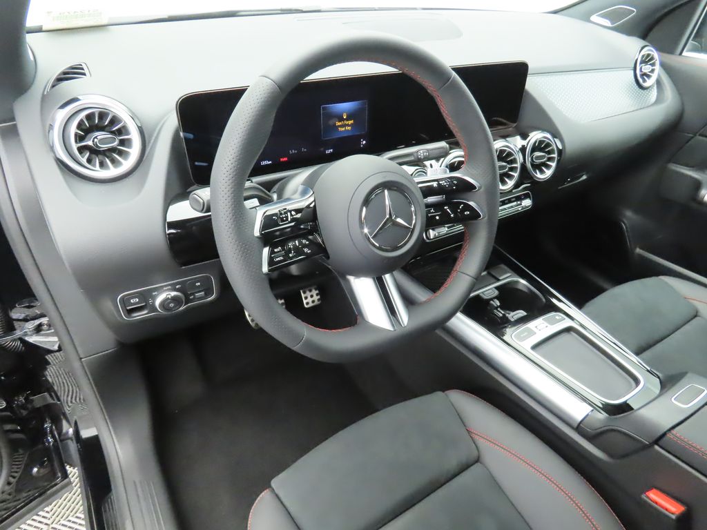 2025 Mercedes-Benz GLA 250 9