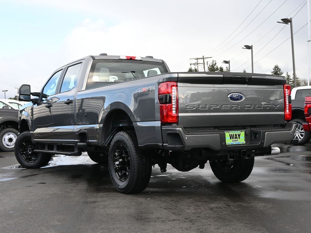 2025 Ford F-350 Super Duty XL