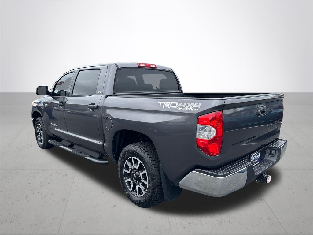 2017 Toyota Tundra SR5
