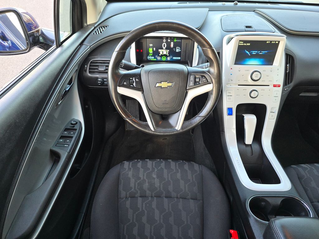 2013 Chevrolet Volt Base photo 28