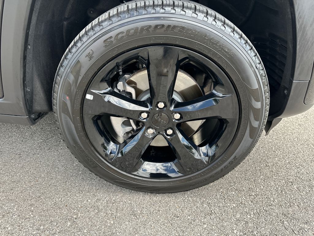 Used 2026 Black Jeep Limited image 29