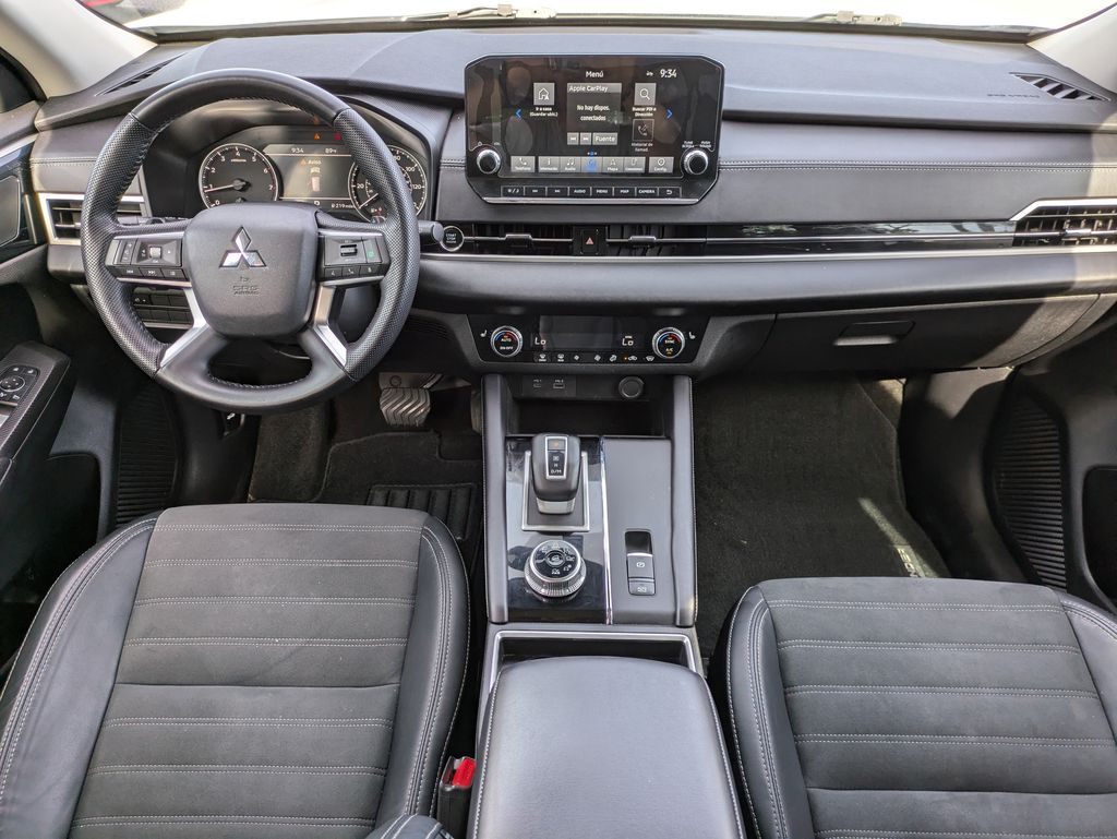Used 2023 Mitsubishi Outlander SUV