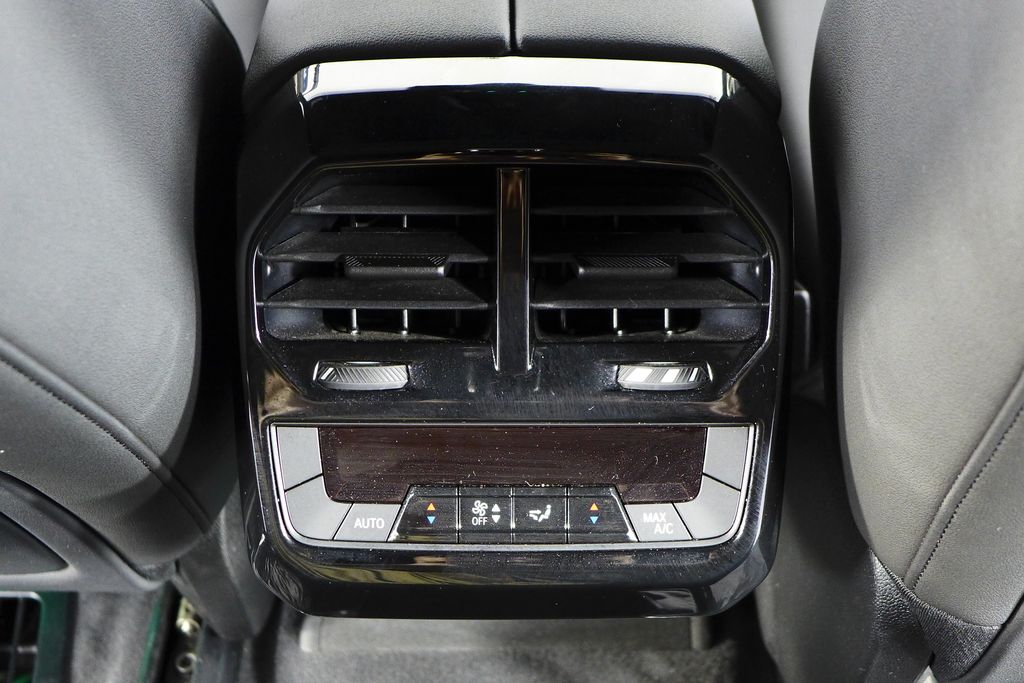 Thumbnail: 2023 BMW iX - 22