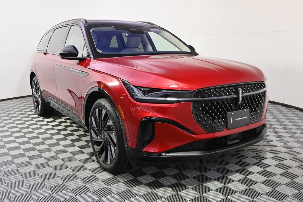 New 2026 Red Lincoln Reserve image 9