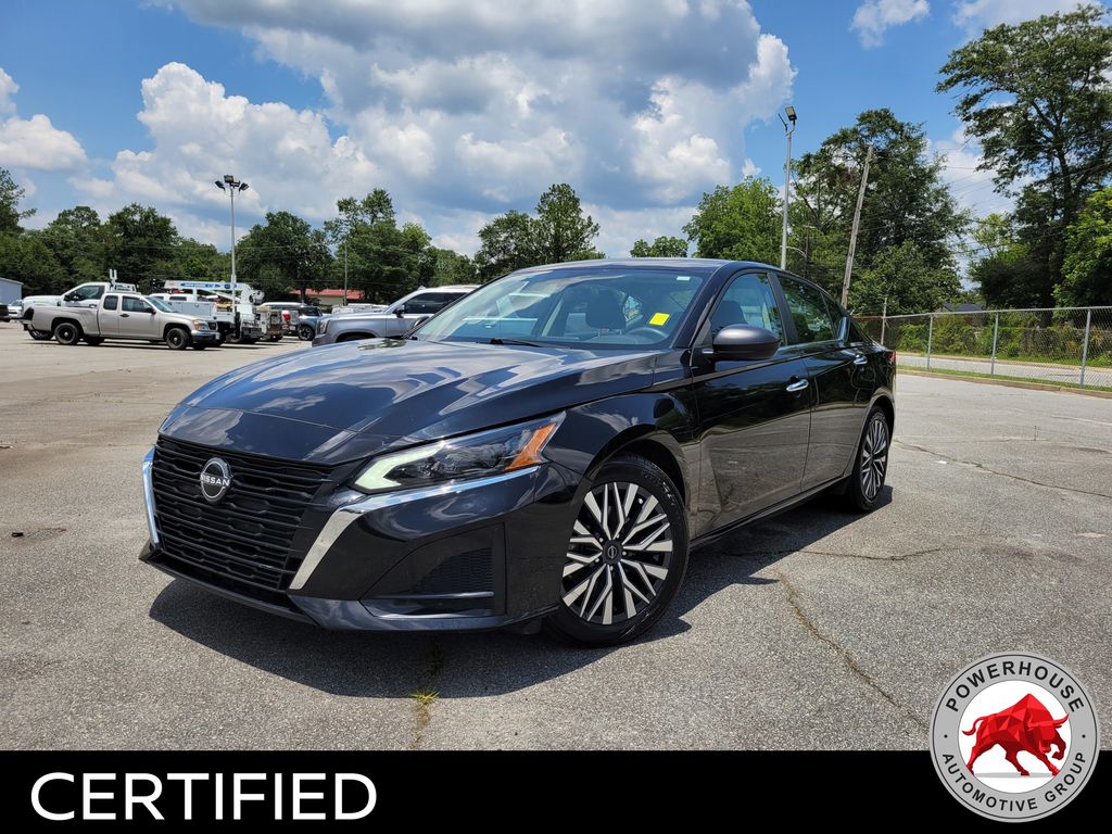 Super Black Clearcoat 2024 Nissan Altima Sedan Front-Wheel Drive Continuously Variable Transmission