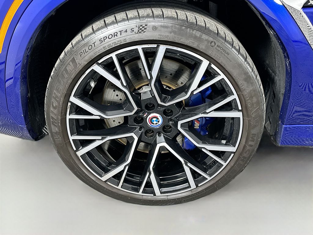 Thumbnail: 2023 BMW X6 - 32