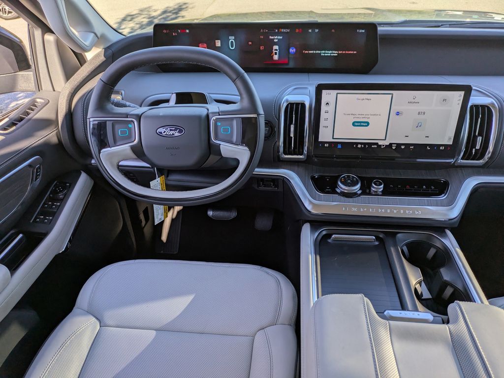 2025 Ford Expedition Platinum MAX