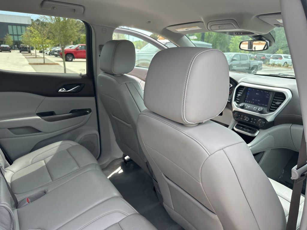2023 Volcanic Red Tintcoat GMC Acadia SLT FWD SUV