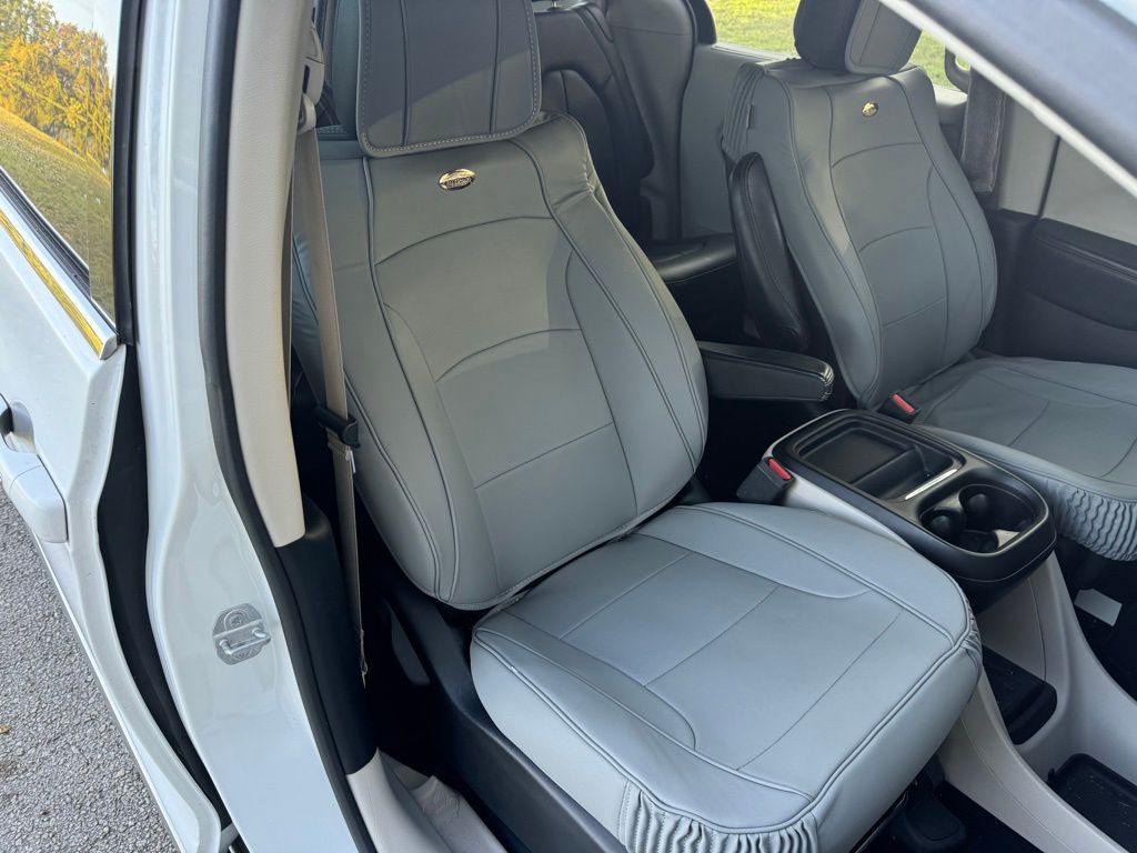 2019 Chrysler Pacifica Touring L 15